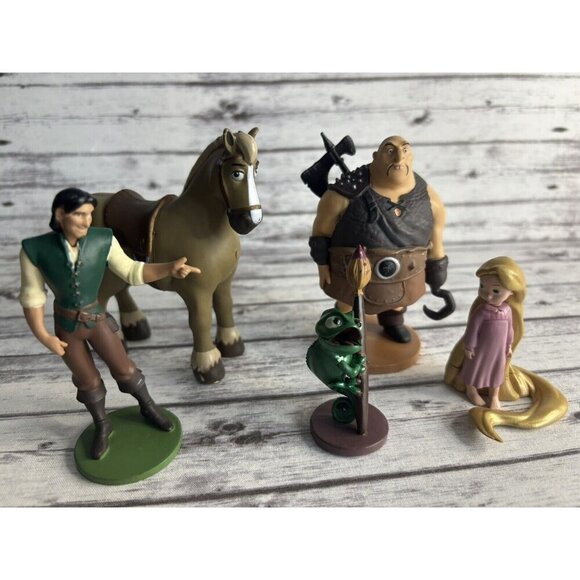 Disney Tangled Rapunzel PVC Plastic Figurines Cake Toppers Toys Lot Of 5 - Picture 1 of 11